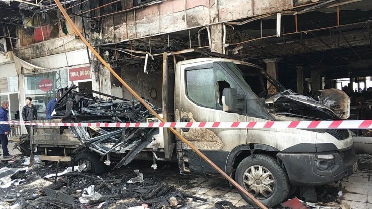 Mobilya Atölyesini Yaktı: 1.5 Milyon Lira Zarar Oldu
