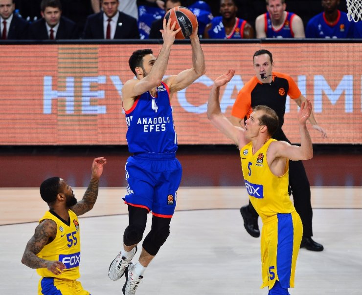 Anadolu Efes Sonunu Getiremedi