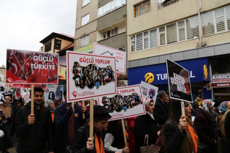 Gümüşhane’de Kadınlar Gününde Sessiz Yürüyüş