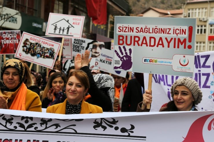 Gümüşhane’de Kadınlar Gününde Sessiz Yürüyüş