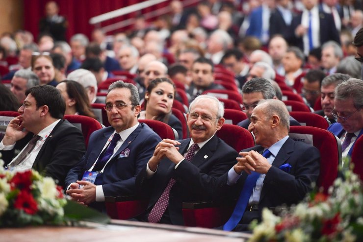Chp’nin 19. Olağanüstü Kurultayı Başladı