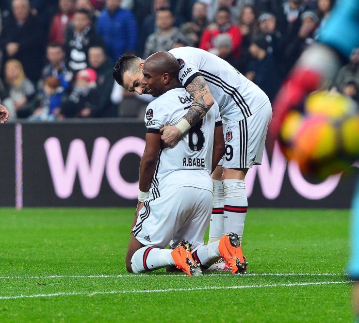 İlk Yarıda Gol Yok