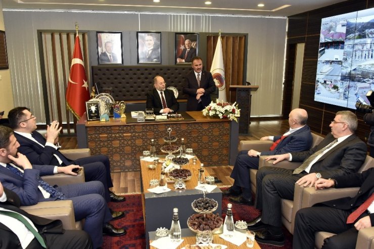 Siyaset Akademisi’nde İlk Dersi Başbakan Yardımcısı Akdağ Verdi