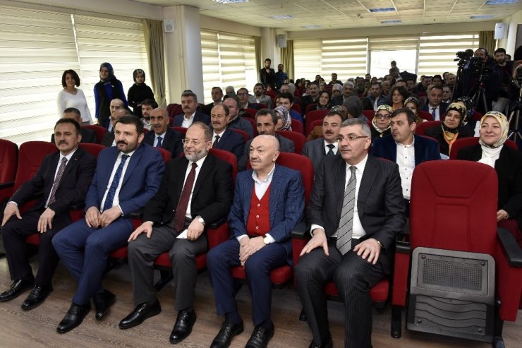Siyaset Akademisi’nde İlk Dersi Başbakan Yardımcısı Akdağ Verdi