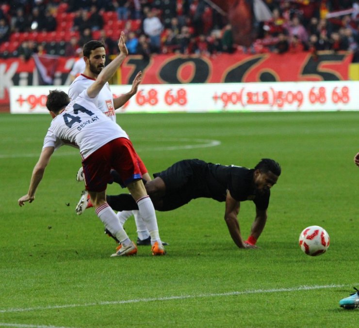 Altınordu, Eskişehirspor’u Yendi