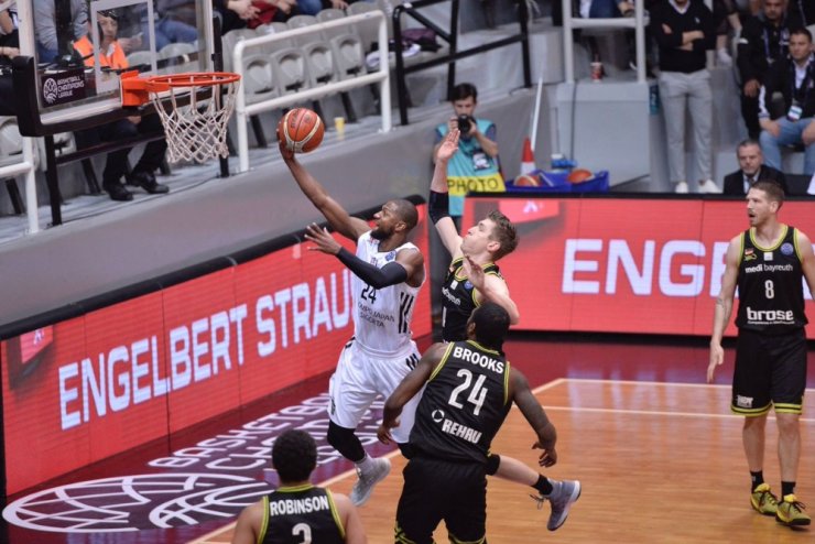 Beşiktaş Turnuvaya Veda Etti