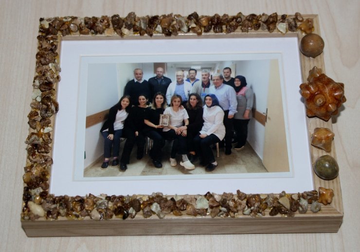 Doktorlardan İlginç Fotoğraf Çerçevesi