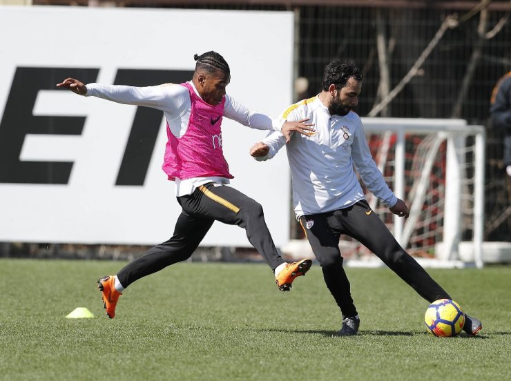Galatasaray Derbi Hazırlıklarını Sürdürdü