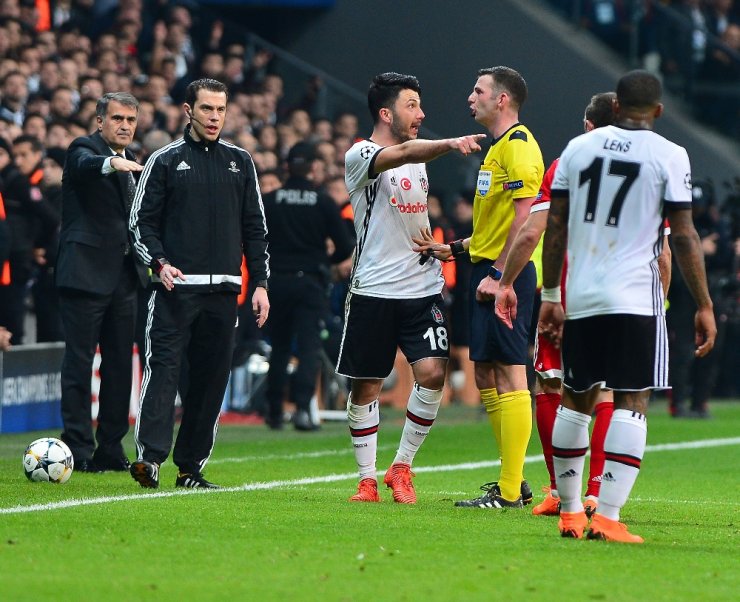 Beşiktaş Mağlubiyetle Veda Etti