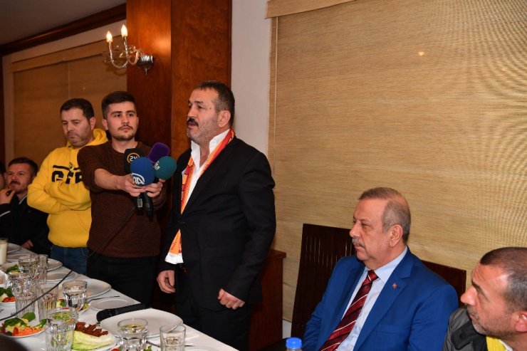 Taraftarlardan Derbi Öncesi Anlamlı Buluşma