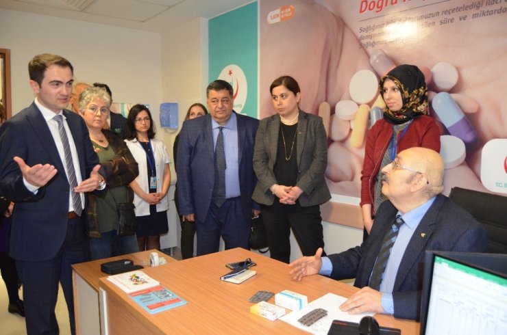 Artvin’de ’Akılcı İlaç Polikliniği’ Açıldı