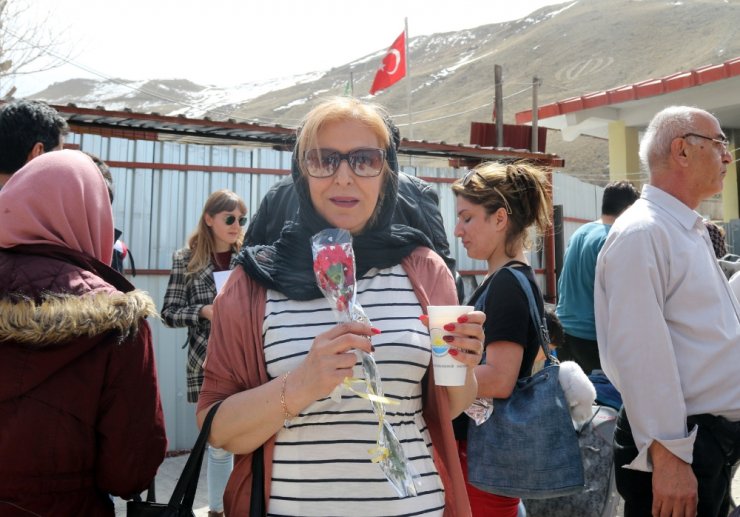 İranlı Turistlere Sıcak Karşılama