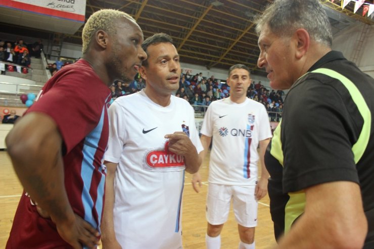 Trabzonspor’un Efsanelerinin Yer Aldığı Salon Futbol Turnuvası Sona Erdi