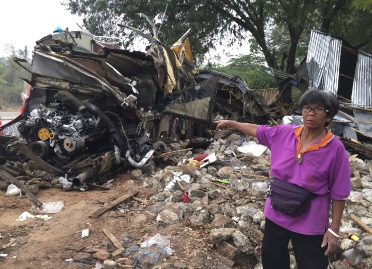 Tayland’da Tur Otobüsü Kaza Yaptı: 18 Ölü, 33 Yaralı