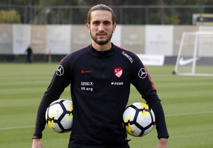“Türk Futbolcuların Değersizleştirilmemesini İstiyorum”