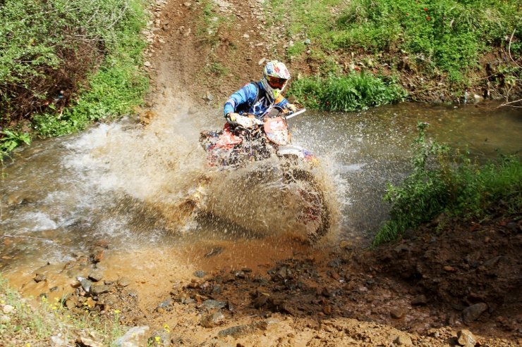 Enduro Ve Atv Şampiyonası Nefesleri Kesti