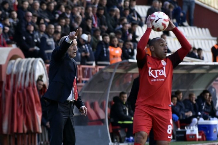 Tff 2. Lig: Gümüşhanespor: 0 - Pendikspor: 0