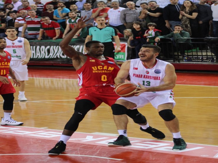 Pınar Karşıyaka: 65 – Ucam Murcia: 79