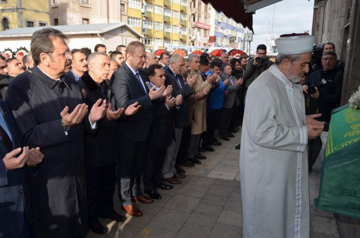 Trabzon Ticaret Borsası Eski Başkanı Köleoğlu Son Yolculuğuna Uğurlandı