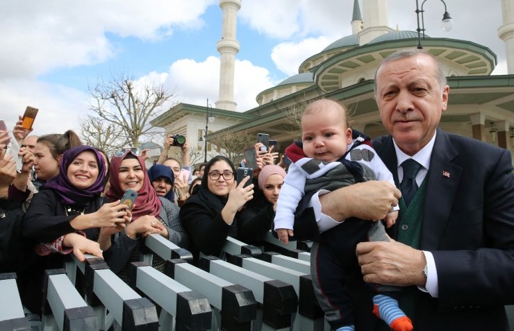 Cumhurbaşkanı Erdoğan’a Sevgi Seli