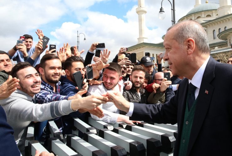Cumhurbaşkanı Erdoğan’a Sevgi Seli