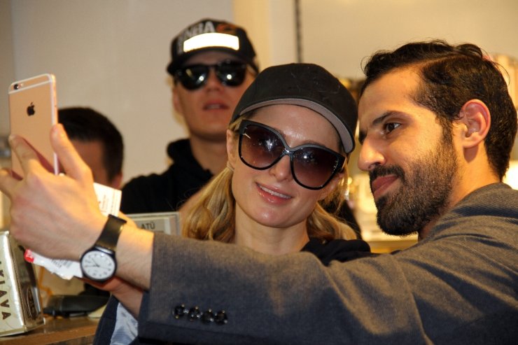 Paris Hilton İstanbul’dan Geçti