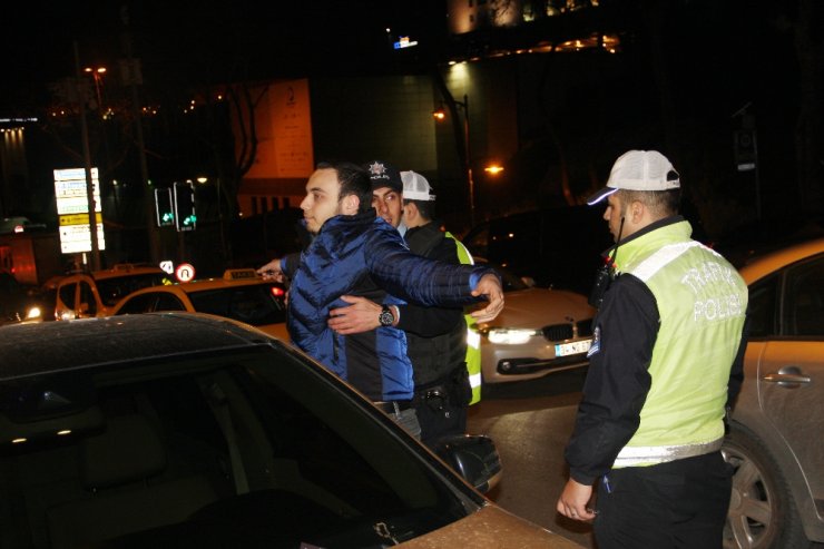 İstanbul’da 3 Bin Polisle Uygulama