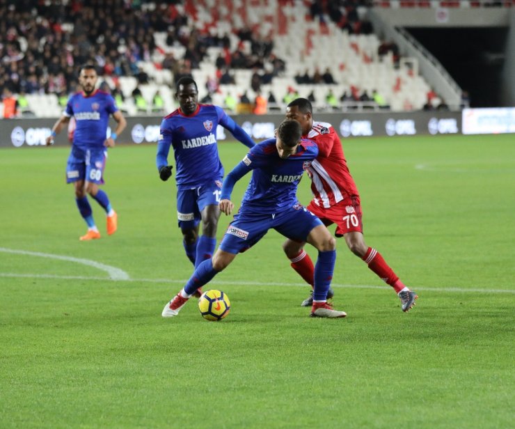 Sivasspor, Karabükspor’u Tek Golle Geçti