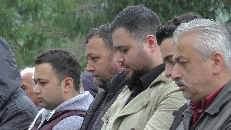 Belçika’da Cinayete Kurban Giden Anne İle Kızı Giresun’da Toprağa Verildi