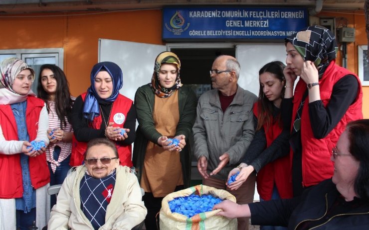 Engellilere İçin 50 Bin Kapak Topladılar