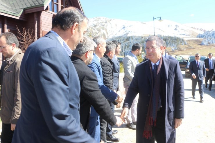 Savunma Bakanları Giresun’da Yaylada Buluştu