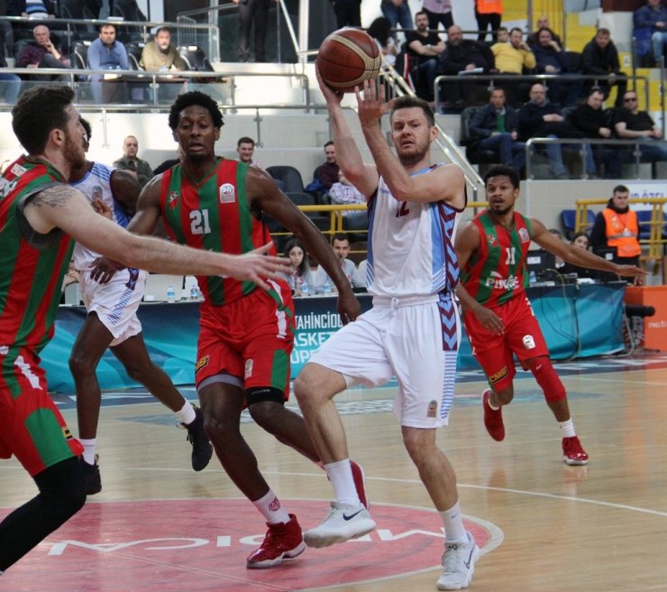 Trabzonspor Karşıyaka’yı Devirdi