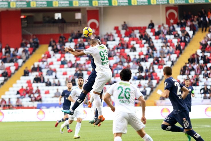 Antalyaspor Bursa’yı 2 Golle Geçti