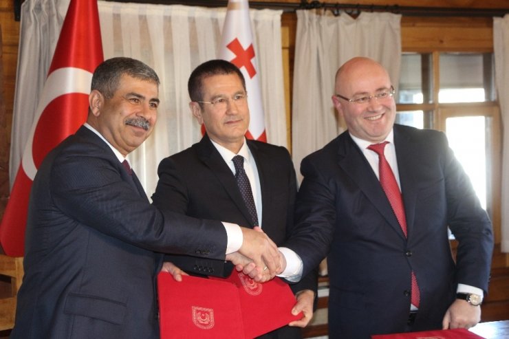 Türkiye, Azerbaycan Ve Gürcistan Savunma Bakanları Giresun’da Yaylada Buluştu...(3)