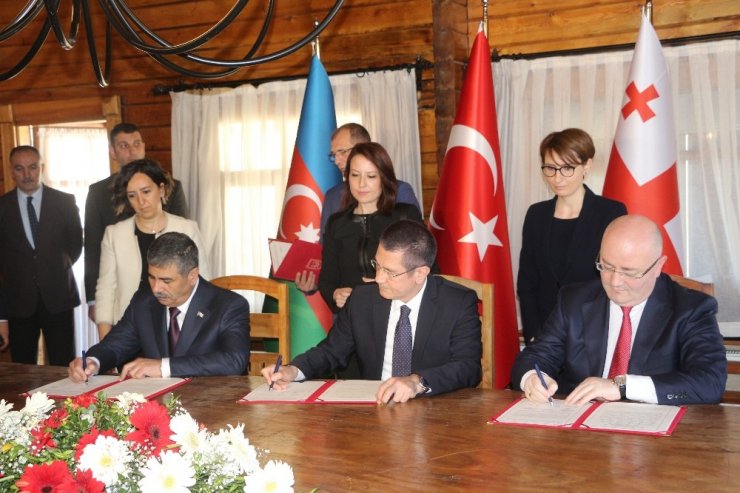Türkiye, Azerbaycan Ve Gürcistan Savunma Bakanları Giresun’da Yaylada Buluştu...(3)
