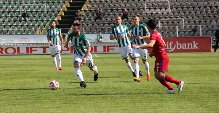 Spor Toto 1. Lig: Aç Giresunspor: 0 - Altınordu: 0