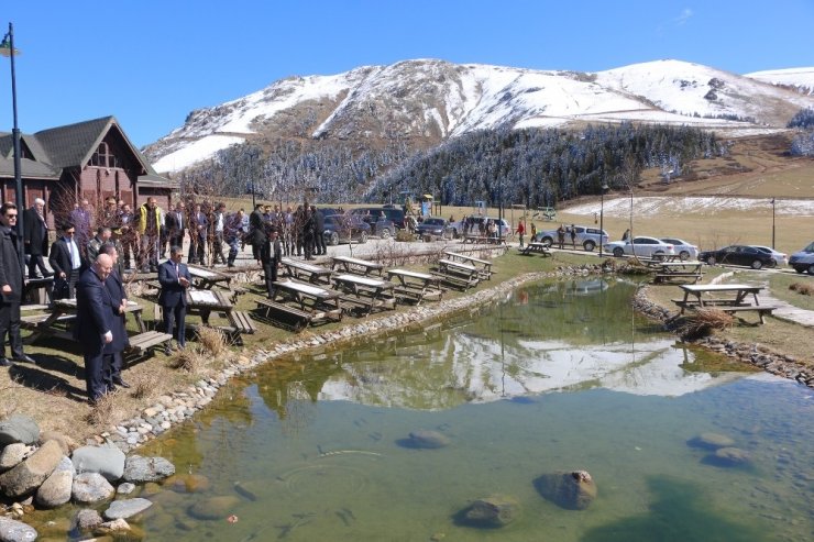 Türkiye, Azerbaycan Ve Gürcistan Savunma Bakanları Giresun’da Yaylada Buluştu
