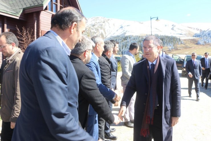 Türkiye, Azerbaycan Ve Gürcistan Savunma Bakanları Giresun’da Yaylada Buluştu