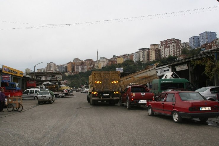 Fatih Sanayisi Sitesi Esnafı’ndan Yeşil Alan Tepkisi