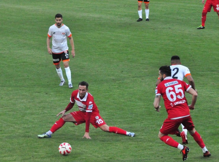 Adanaspor Nefes Aldı