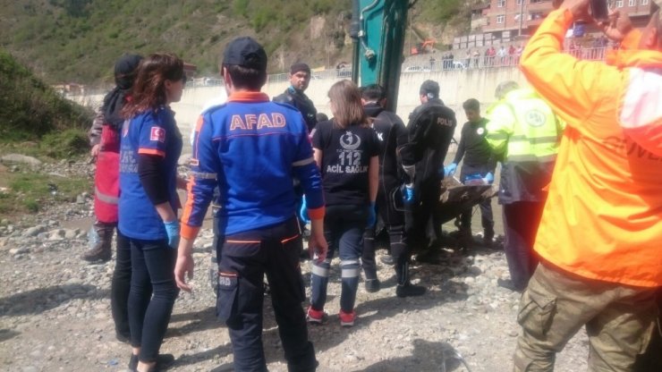 Cansız Bedenine Ulaşılan Şehit Polis Memuru İçin Tören Düzenlenecek