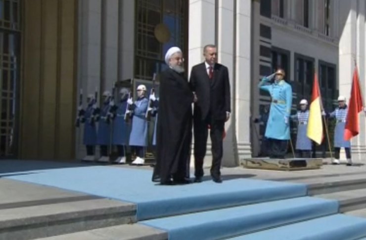 Erdoğan Ruhani’yi Külliyede Karşıladı