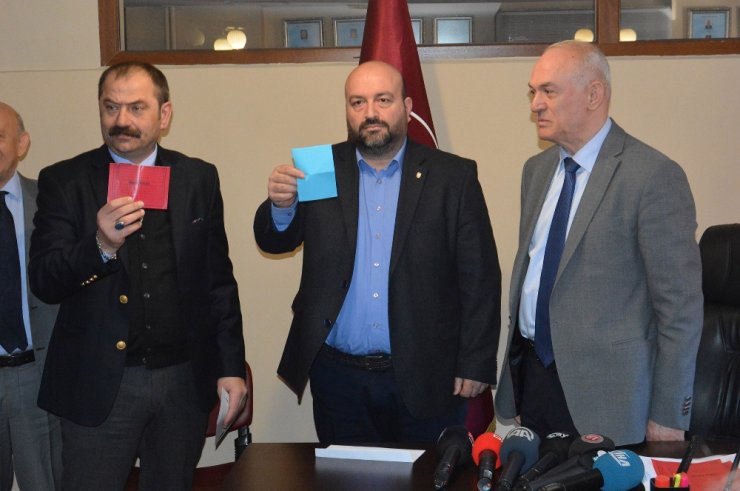 Başkan Adayları Listelerini Teslim Etti
