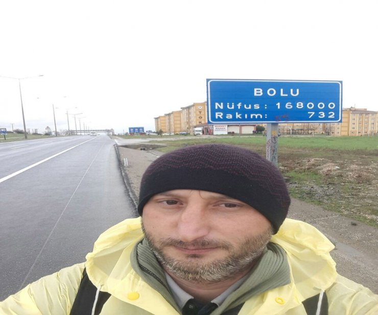 Görüşebilmek İçin 450 Kilometre Yürüdü