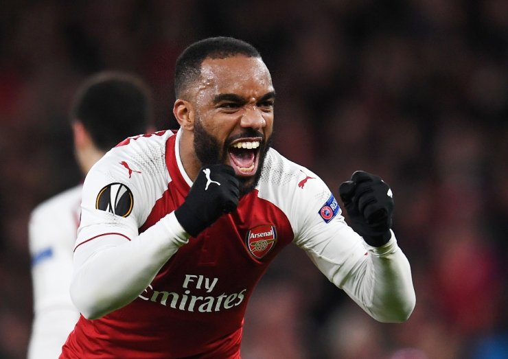 Arsenal, Yarı Finale Göz Kırptı