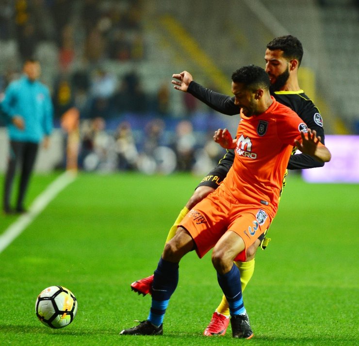 Başakşehir’in Zirve İnadı