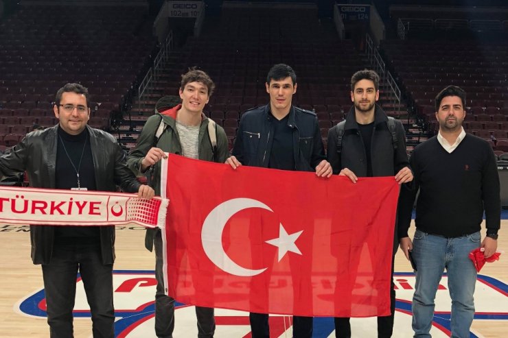 Nba’de Aynı Sahada Üç Türk