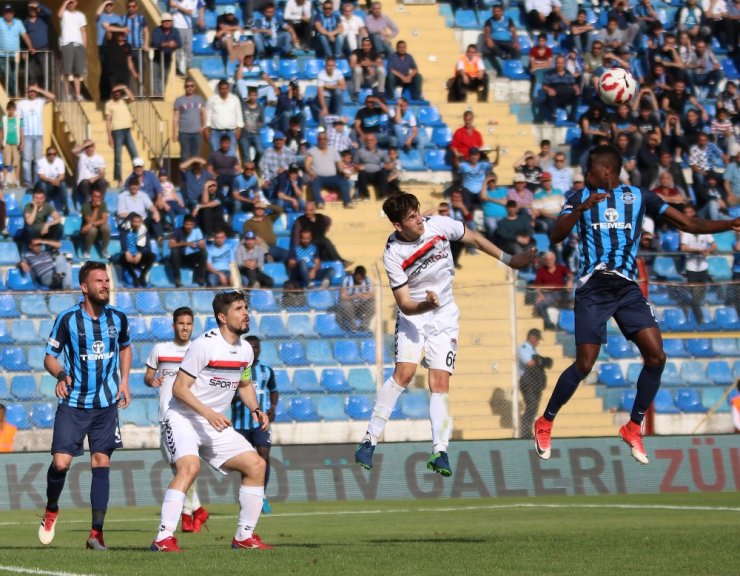 Demirspor 87’de Güldü