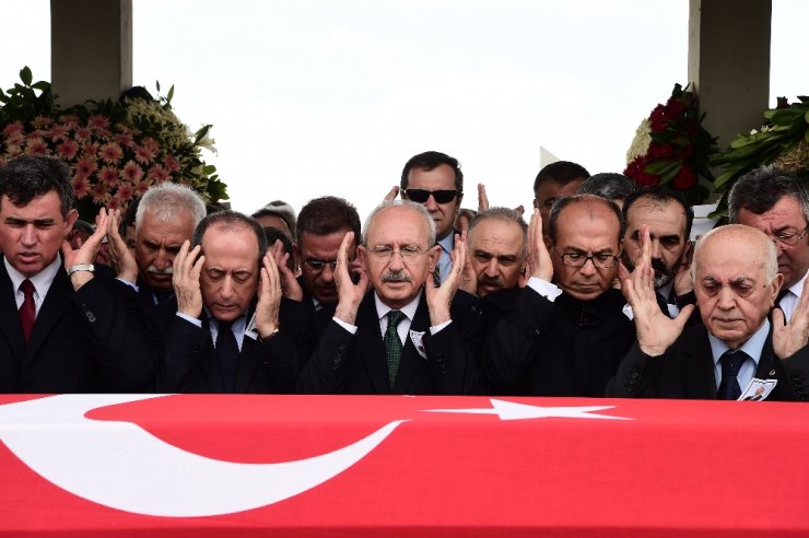 Eski Chp Milletvekili Öner Son Yolculuğuna Uğurlandı