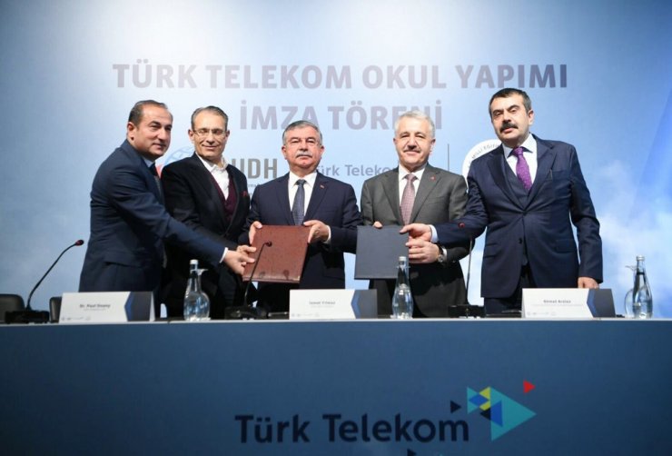 Türk Telekom Ve Meb İşbirliğinde 5 İlde Okul Yapılacak